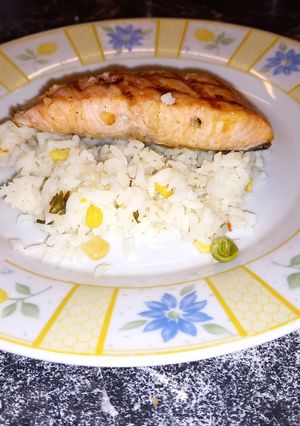 Lazac öntöttvas serpenyőben sütve recept fotója