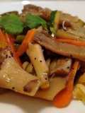 Fusilli con Zucchine, Carote e Funghi Gallinaci