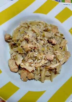 Una foto de Pollo con puerros al limón