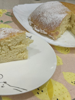 A picture of Simple Banana Cake (with Pancake Mix and Rice Cooker).