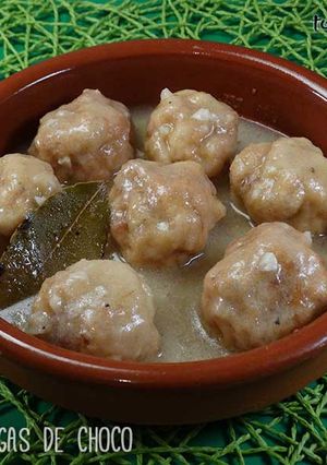 Una foto de Albóndigas de choco en salsa