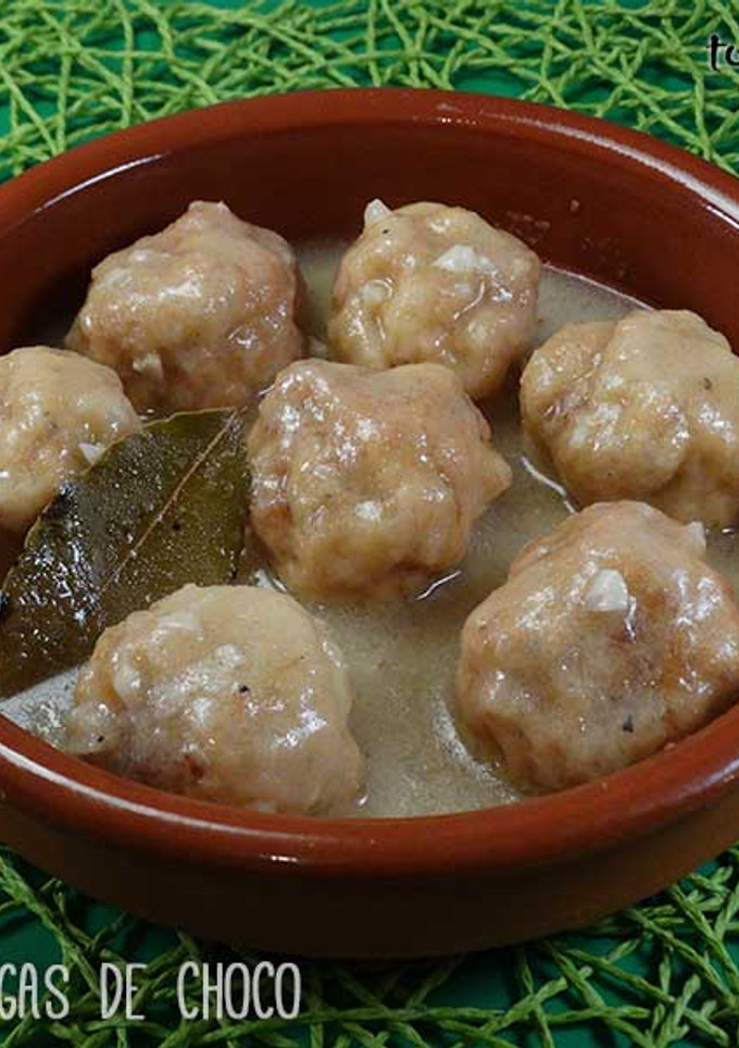 Una foto de Albóndigas de choco en salsa