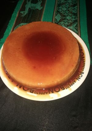 Una foto de Flan de galletitas vocación y leche condensada 🍮
