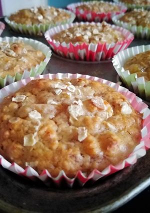 A picture of Vickys Peach & Oat Breakfast Muffins, GF DF EF SF NF.