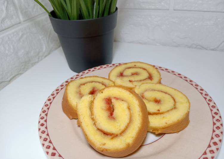 Roll cake ekonomis (3 telur)