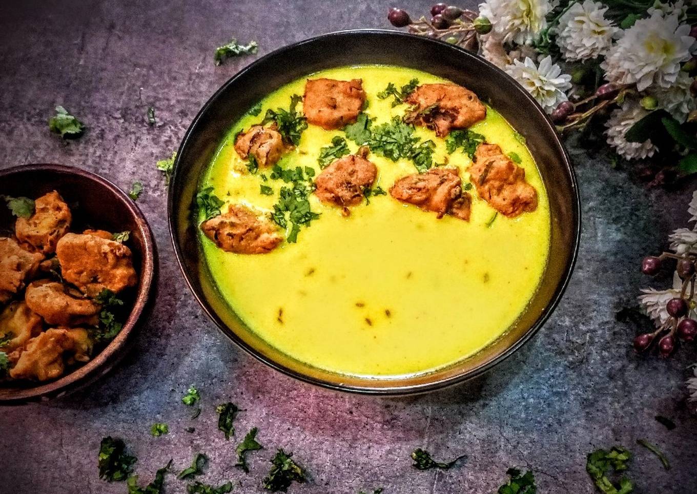 Methi aloo pakoda kadhi