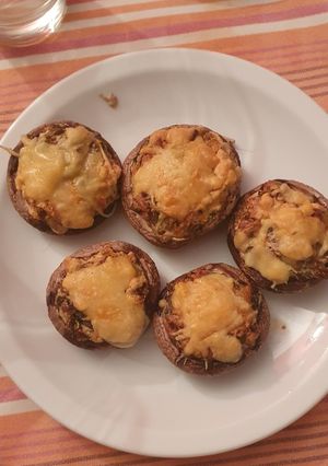 Una foto de Portobellos rellenos