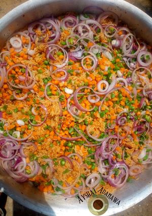 A picture of Jollof rice.