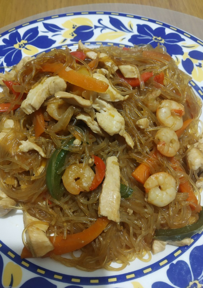 Una foto de Fideos estilo chino