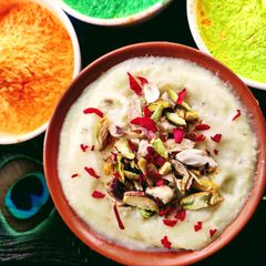 Thandai phirni A picture of Thandai phirni.