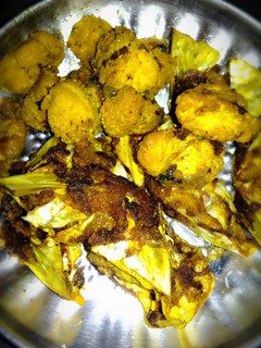 A picture of Fish egg fritters.