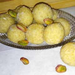 Khoya peda A picture of Khoya peda.