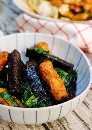 Qq軟嫩三杯米血甜不辣 的食譜成品照片