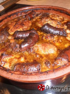 Φωτογραφία της συνταγής Cassoulet. Το ραγού με τη λαμπρή συνοδεία: Φασόλια και λουκάνικα
