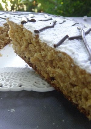 Una foto de Torta de dulce de leche argentina