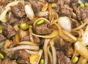 [健人料理]蔥爆辣炒牛肋條 335大卡 的食譜成品照片