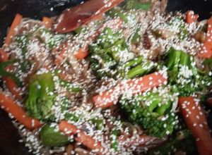 Una foto de Verduras al wok