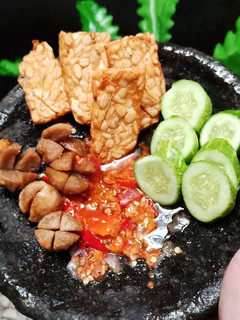 Foto resep Bakso penyet sambal korek