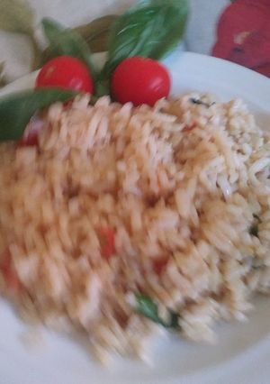 Foto di Riso integrale pomodori e basilico