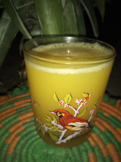 A picture of Mango and pineapple juice.