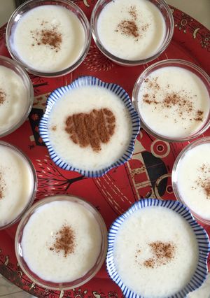 A picture of Sütlaç (Türkish Rice pudding).