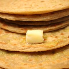A picture of Aloo Paratha.