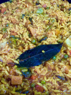 Una foto de Arroz con calabaza y alcachofas a las hierbas provenzales 🍃🌿🌱