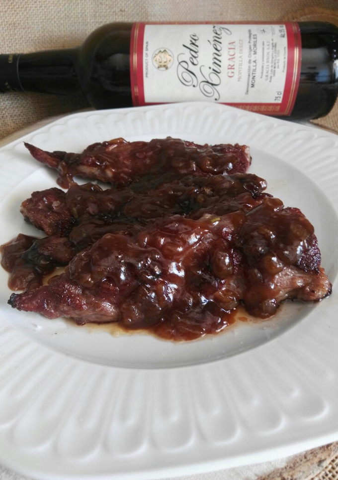 Una foto de Lagarto ibérico con salsa de Pedro Ximénez