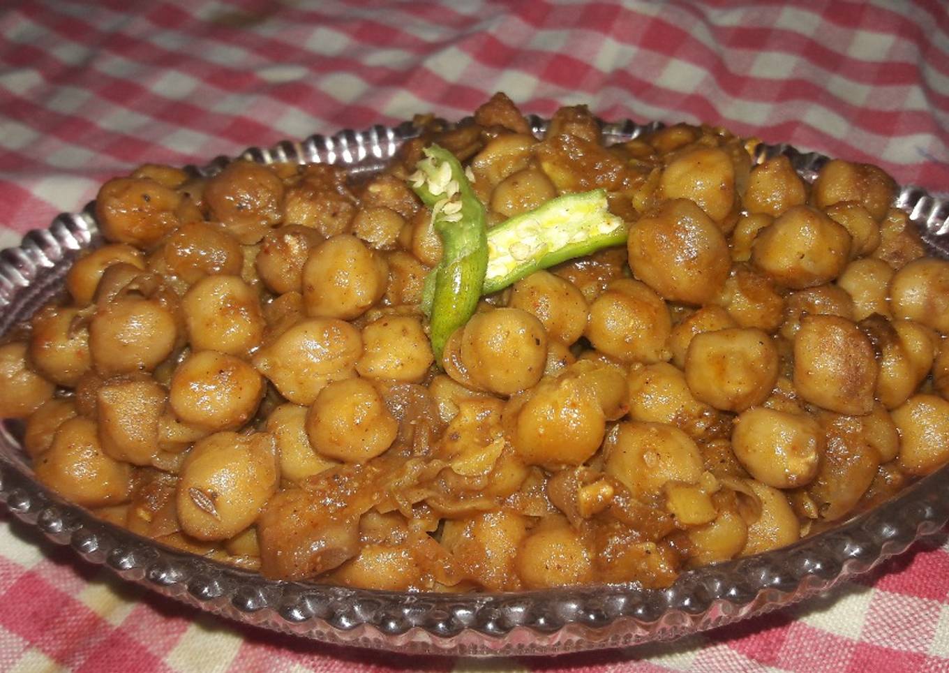 Chatpate chole