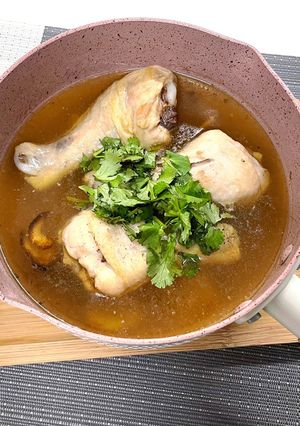 滋補必備~雞腿版本「麻油雞」 的食譜成品照片