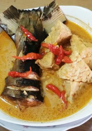 Foto resep Gulai Ikan Tengiri Asap