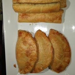 A picture of Fish roll.