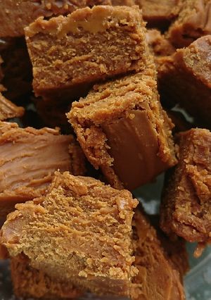 Hình của món Đường Nâu (Raw Sugar).