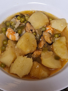 Una foto de Patatas a la marinera