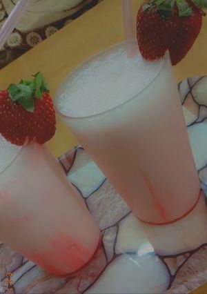 A picture of Strawberry Shake.
