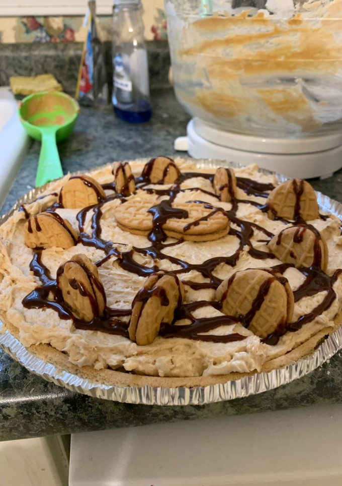 A picture of Nutter Butter Pie.