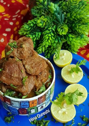 A picture of Beef qorma.