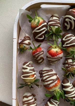 صورة لوصفة فراولة مغطاة بشوكولاتة 🍓👌🏻😋