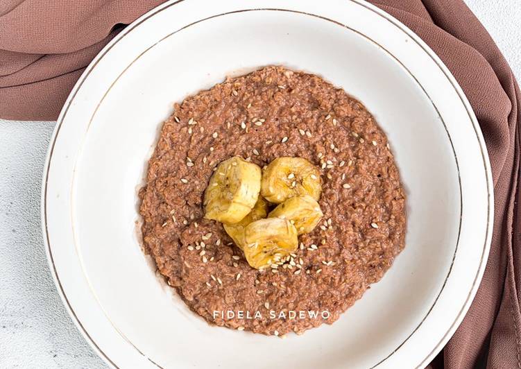 #MenuSehat #Ekonomis: Choco Banana Oatmeal Tanpa Superfood