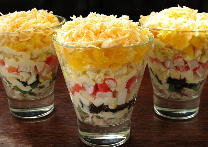 Салат с крабовыми палочками и апельсином - пошаговый рецепт с фото на Вкусномир