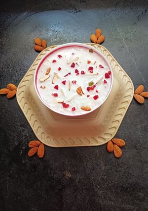 દૂધ પૌંઆ (Doodh Poha Recipe In Gujarati) રેસીપી મુખ્ય ફોટો