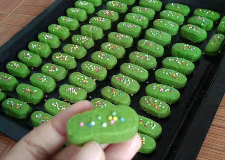Green tea cookies 🌿 by@mami farah