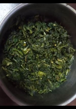 কলমি শাক ভাজা রেসিপির প্রধান ছবি