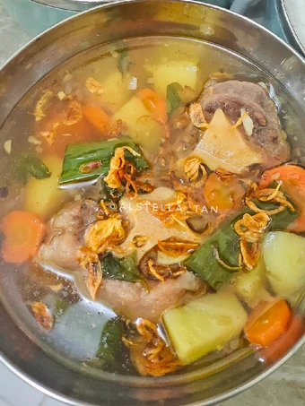Langkah Mudah untuk Membuat Resep Sop Buntut Slow Cooker Anti Ribet, Mantap Sekali