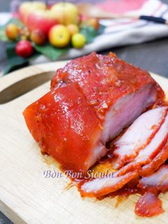 Hình của món Thịt Heo Xá Xíu.