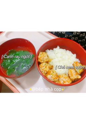 Hình của món Nem rán truyền thống 🫔.