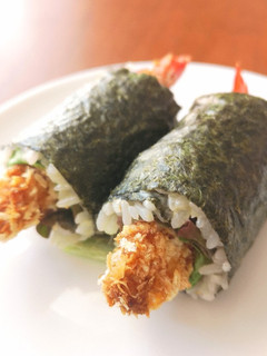 Foto di Maki Sushi ripieni di 'Ebi Fry' (gamberi fritti giapponesi)