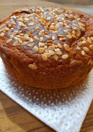 A picture of Lemon loaf dry cake.