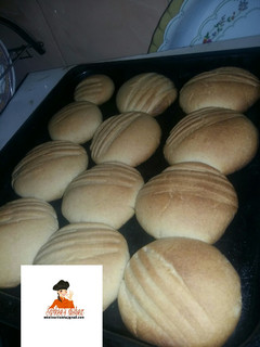 A picture of Oil cookies.