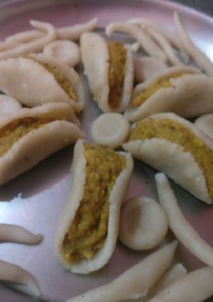 चने की दाल के फ़रे (Chane ki dal ke fare recipe in Hindi) रेसिपी मुख्य फोटो